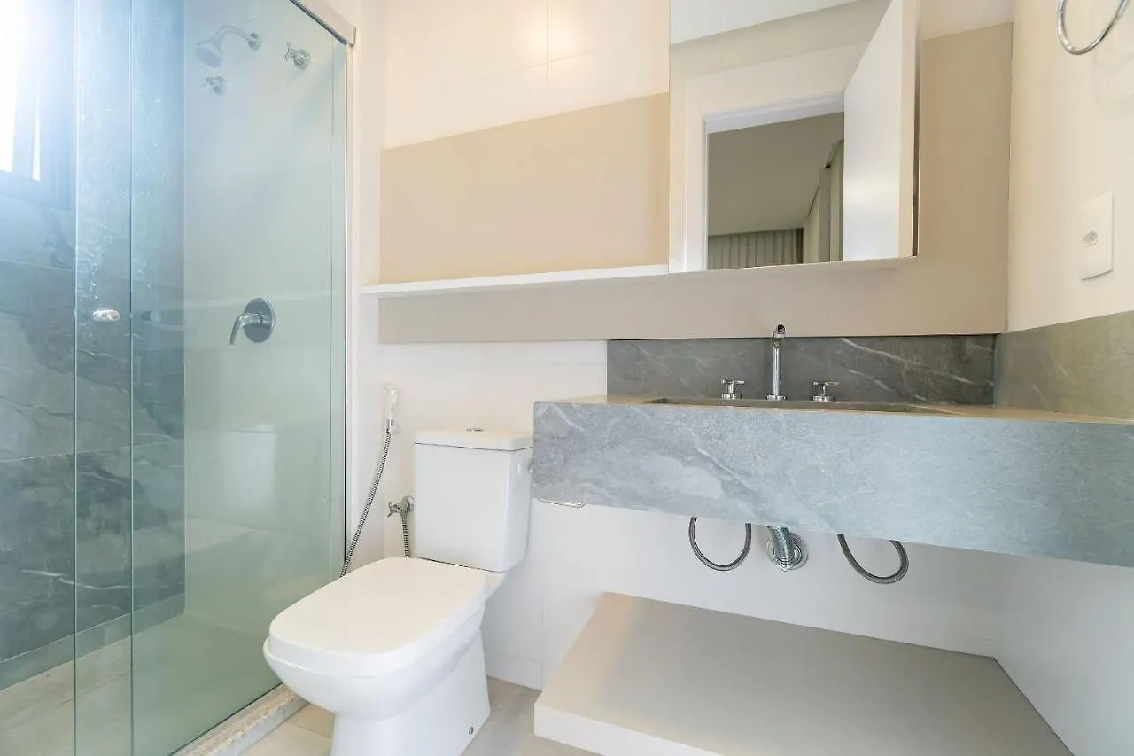 Porto Madero - Apartamento Alto Padrao Em Condo Com Piscina Bombinhas 0*,